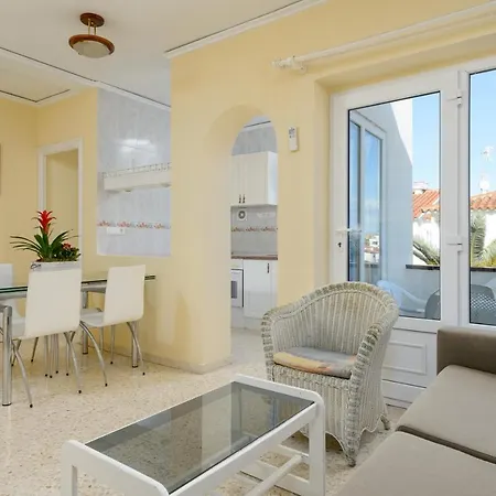 Apartamento P8-1 아파트 *